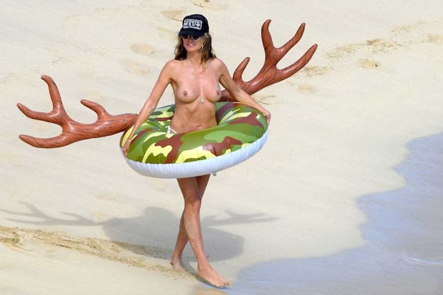 Η Heidi Klum γυμνόστηθη και σούπερ σέξι