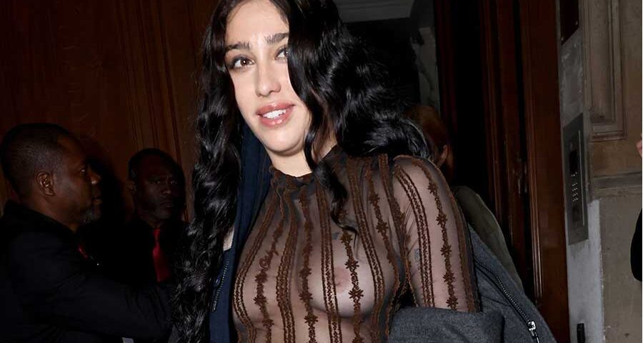 Lourdes: κερδίζει τη δική της θέση στο διεθνές jet set.