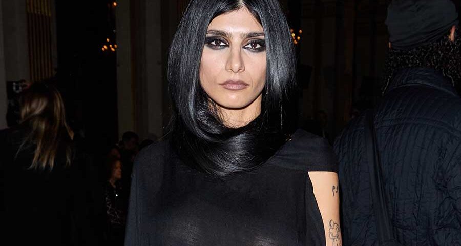 Mia Khalifa: Βυζιά από ένα αστείο κορίτσι.